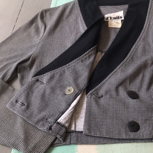 Vintage d’knits, Double Breasted Long Sleeve Cropped Blazer Jacket - Picture 8 of 13